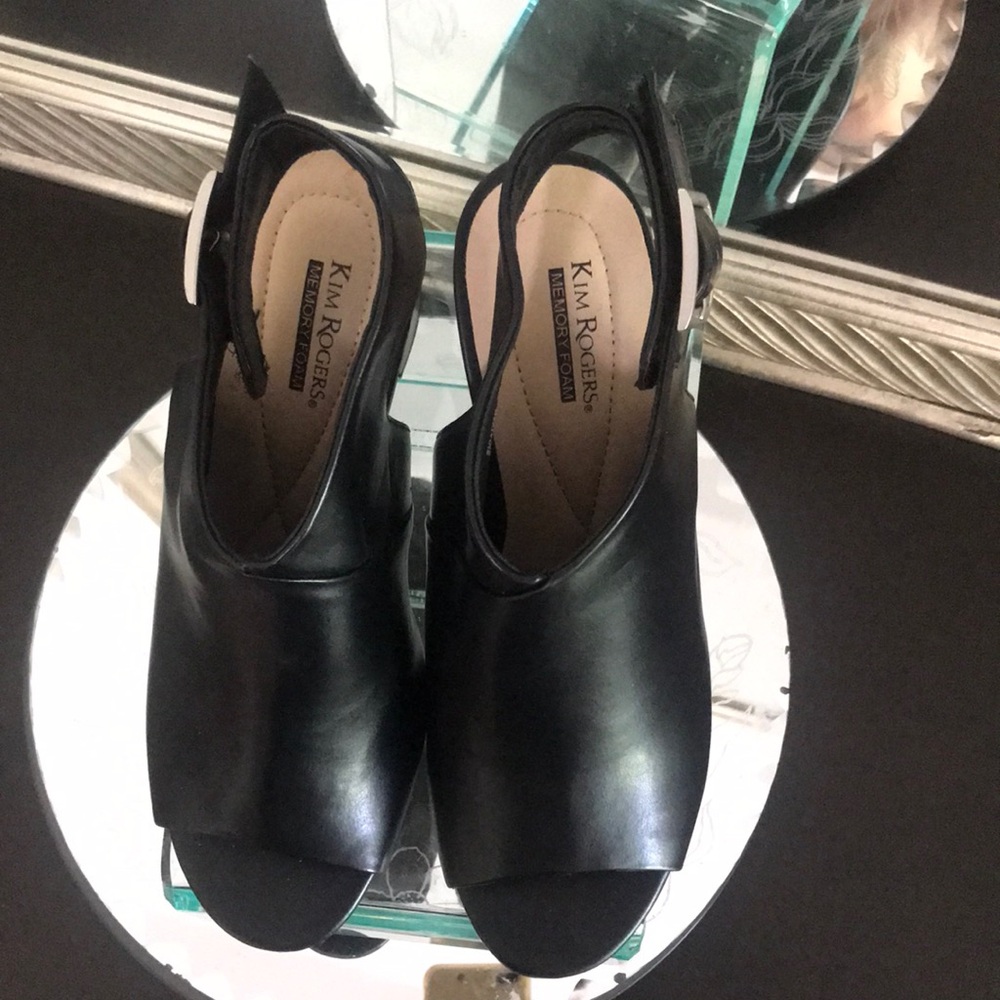Kim Rogers Black Peep-Toe Sandals NEW